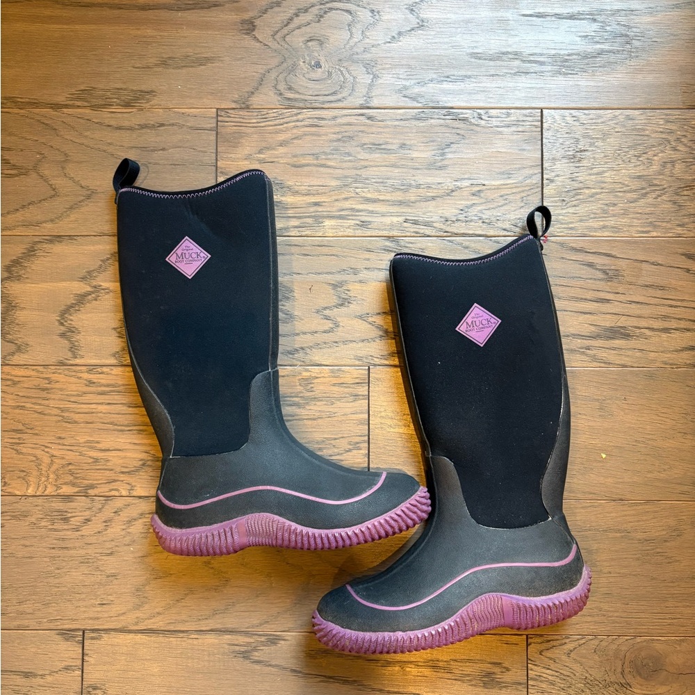 Women’s Muck Boots, size 7